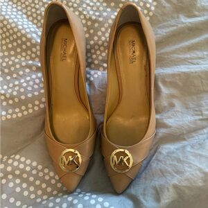 Micheal KORS pumps